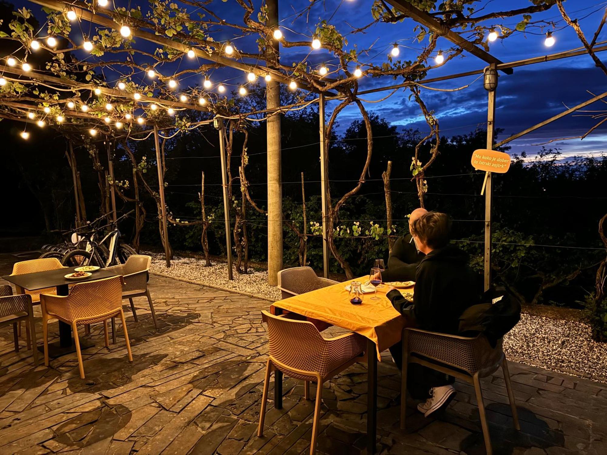Guesthouse Green Istria Truske Exterior photo